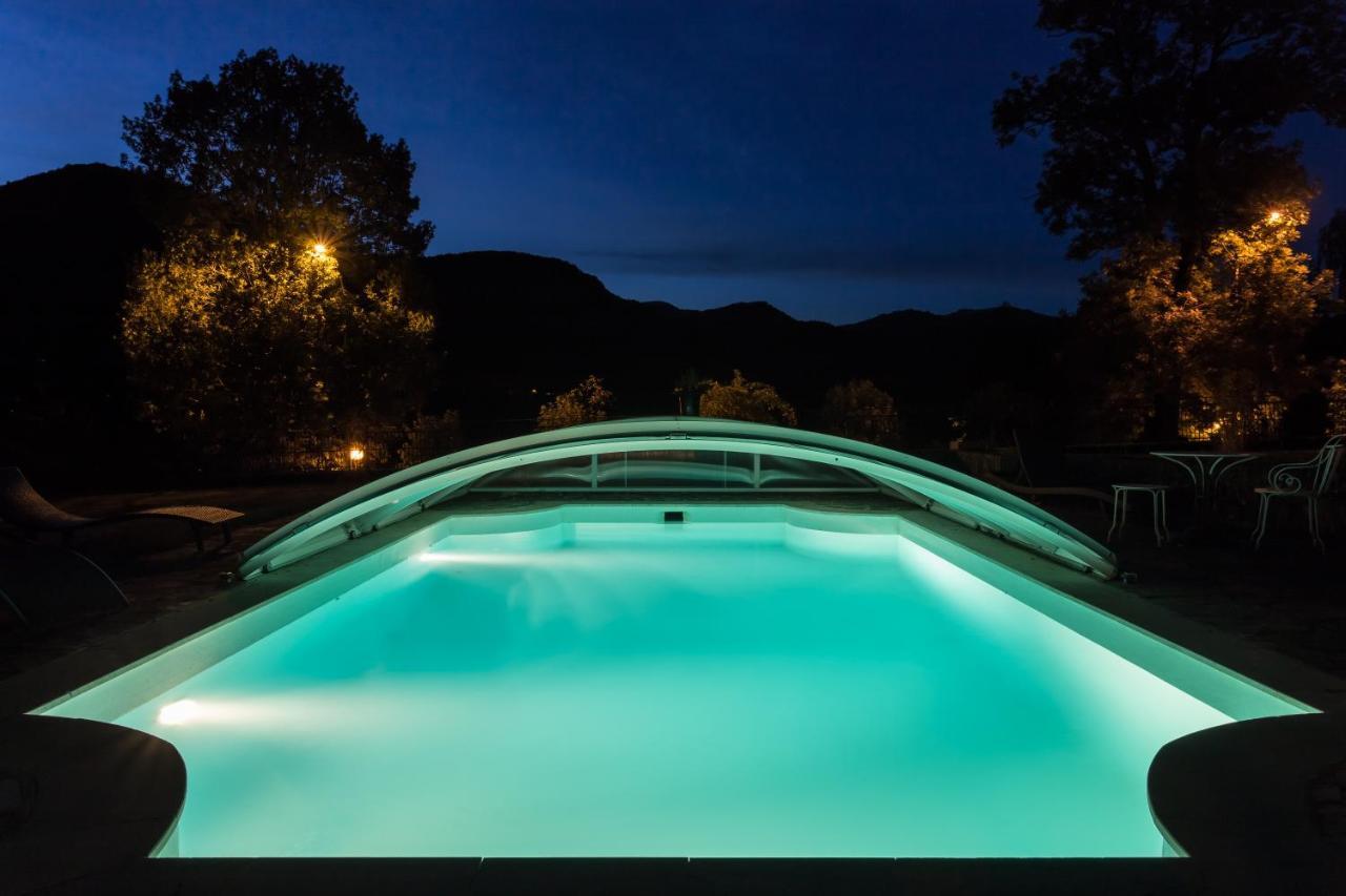 Le Kino Panorama Bed and Breakfast Vic-sur-Cère Exteriör bild