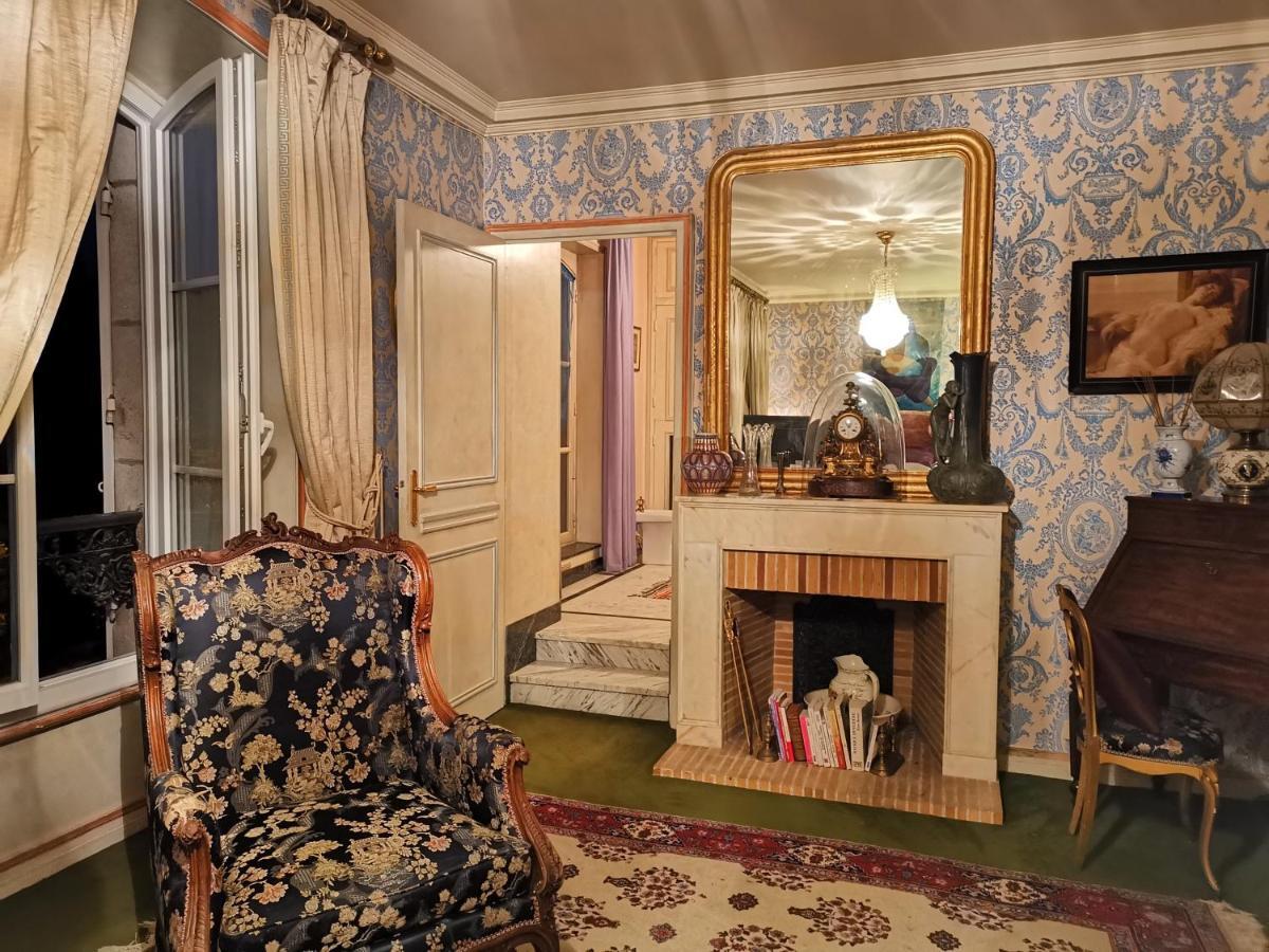 Le Kino Panorama Bed and Breakfast Vic-sur-Cère Exteriör bild